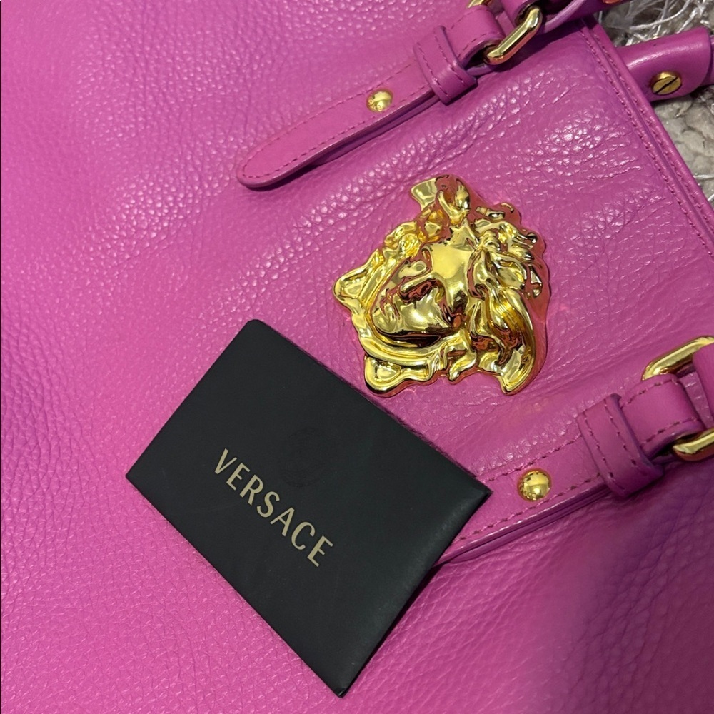 Versace Large La Medusa Tote bag Vibrant Fuchsia Pink Authentic - Picture 15 of 17
